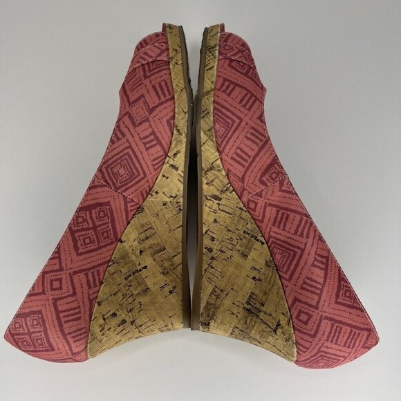 Life Stride Peep Toe Wedge Heels Women's Size 9 M Geo Pattern Shoes - Picture 6 of 9